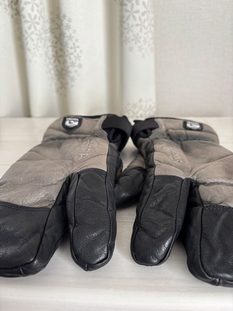 Hestra 3フィンガーグローブ