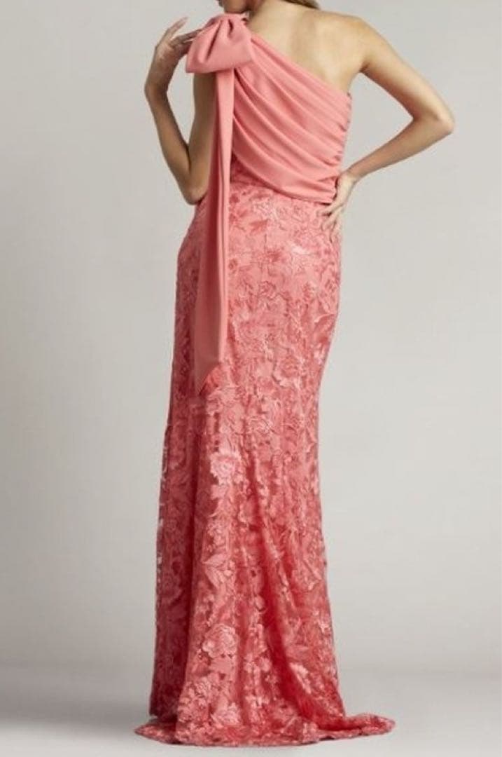 Tadashi Shoji タダシショージ ドレス　ピンク