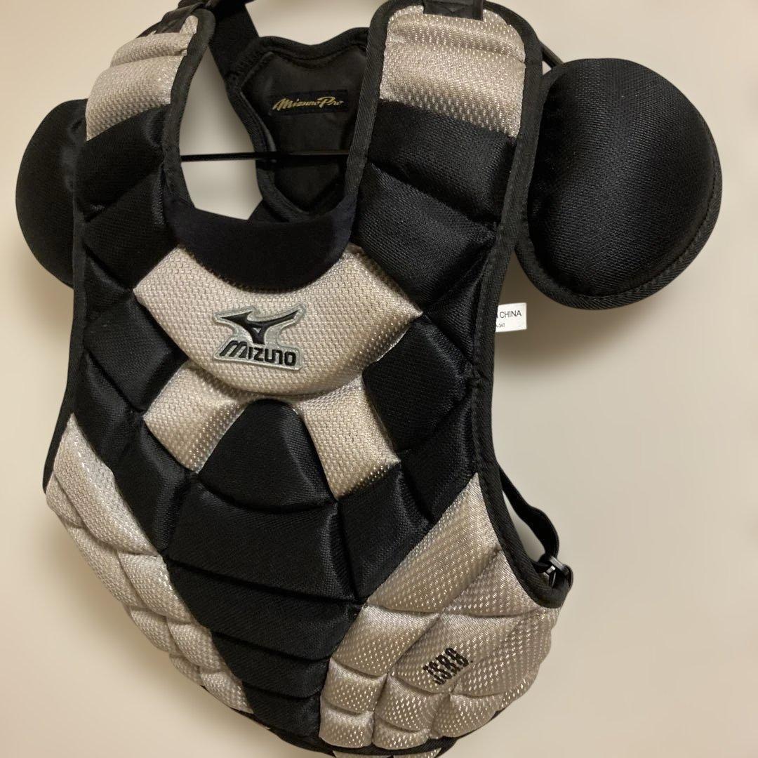 Mizuno Pro キャッチャー 防具 プロテクター 黒　金　一般軟式用
