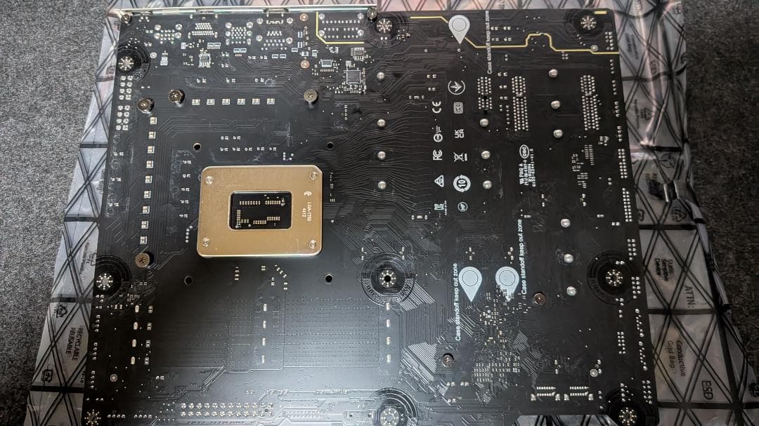 msi Z790 GAMING PLUS WIFI　中古