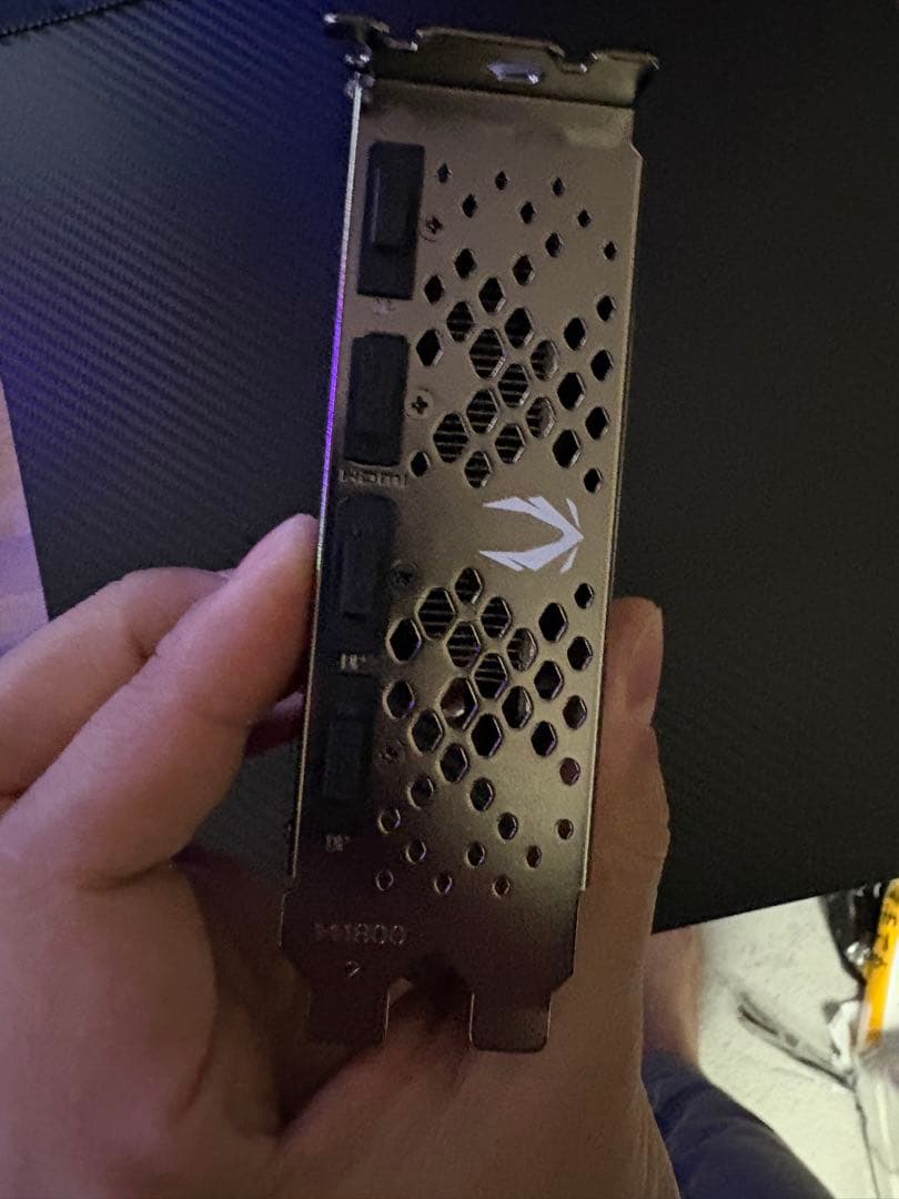 zotac GEFORSE RTX 4060 グラフィックボード 使用歴小