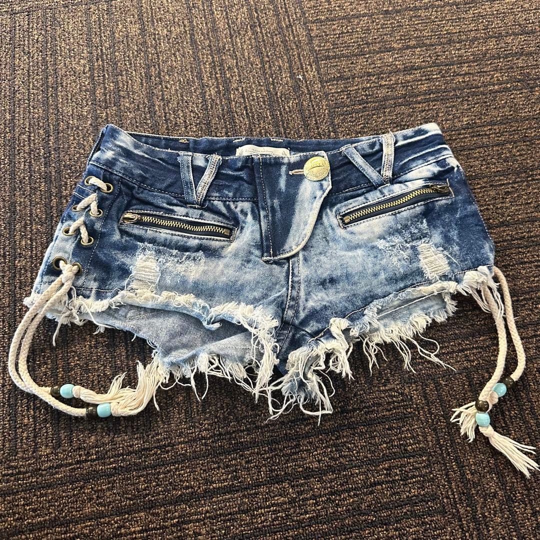 Garula ガルラ ショートパンツ