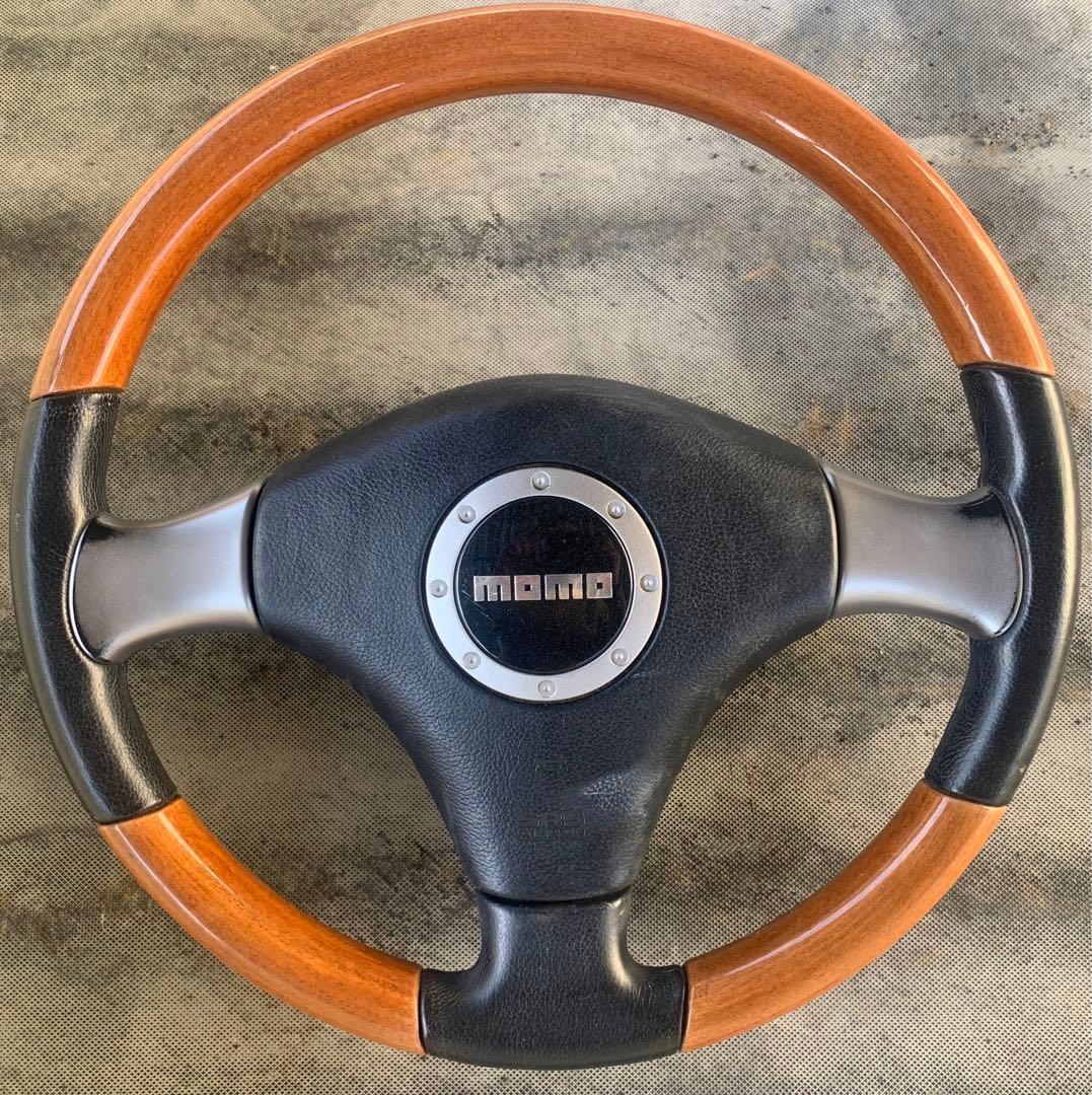 MOMO ステアリング ハンドル本体