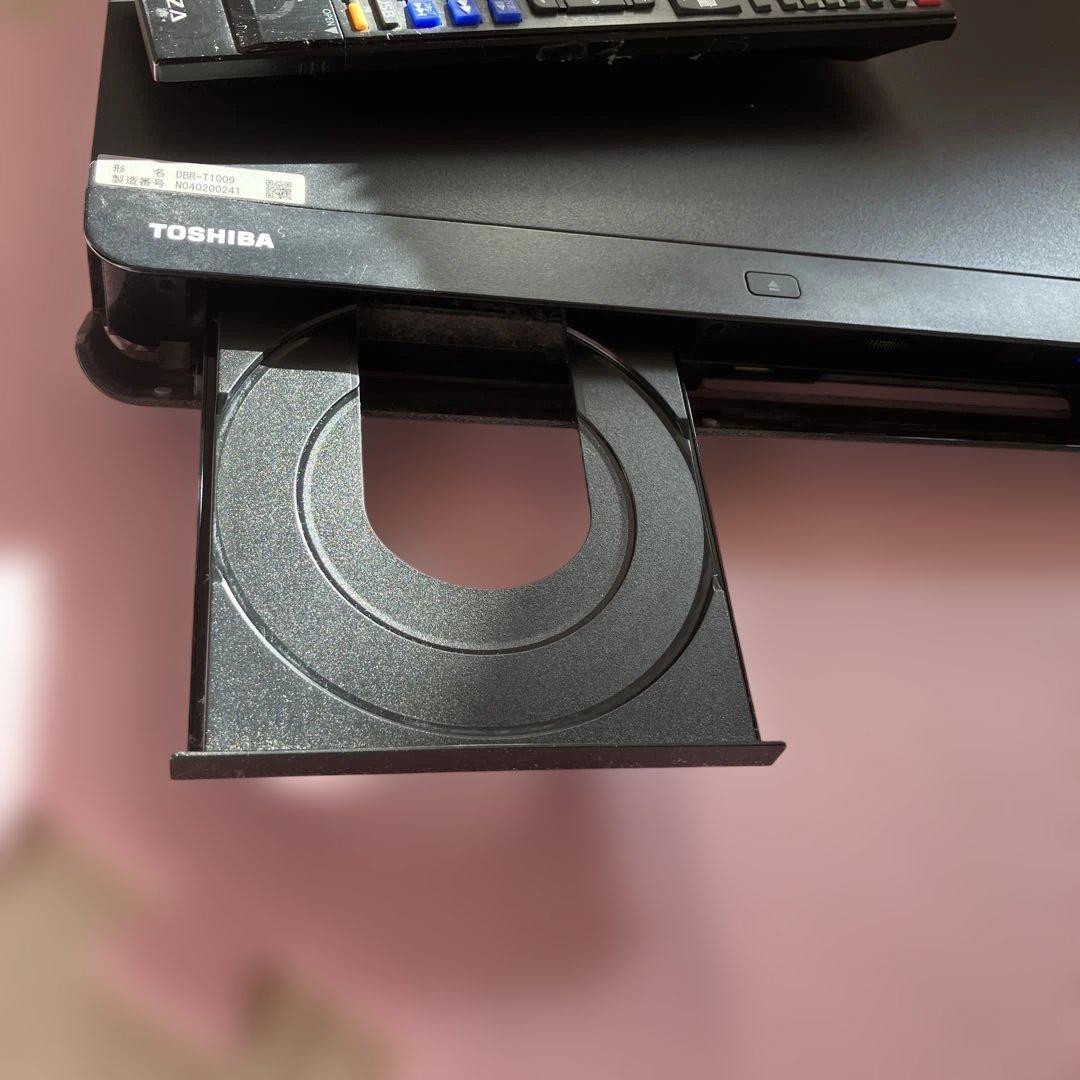 高性能三番組同時録画TOSHIBAREGZA DBR-T1009 Blu-ray