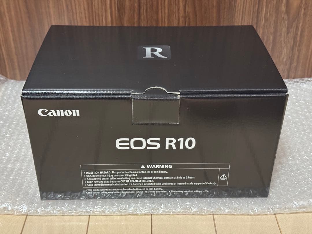 【新品未使用】Canon EOS R10 ミラーレスカメラ