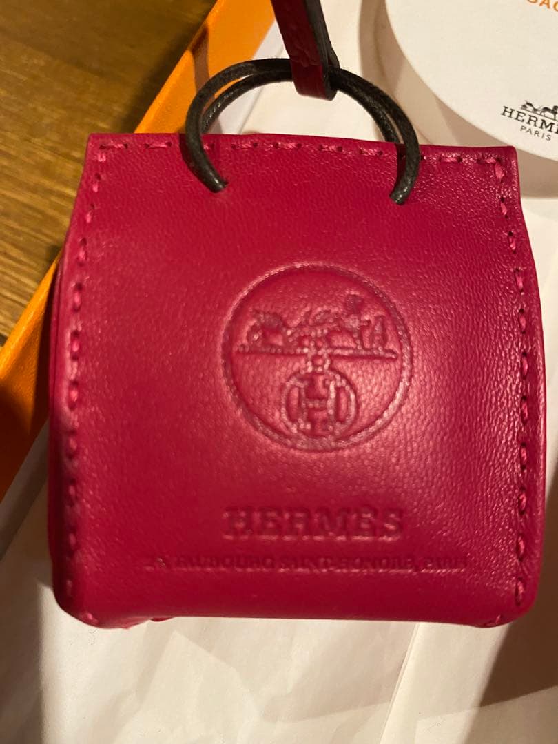 未使用☆HERMESサックオランジュバッグチャーム(ローズメキシコ)