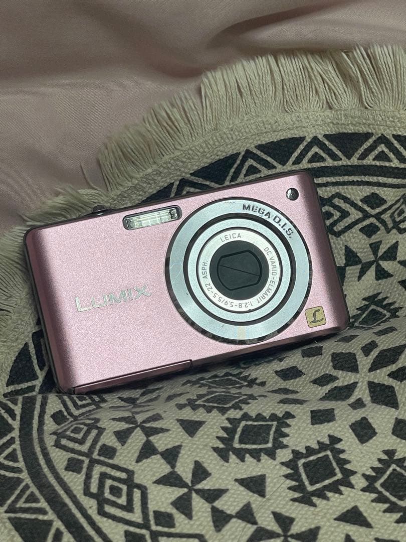 LUMIX コンパクトデジタルカメラピンク