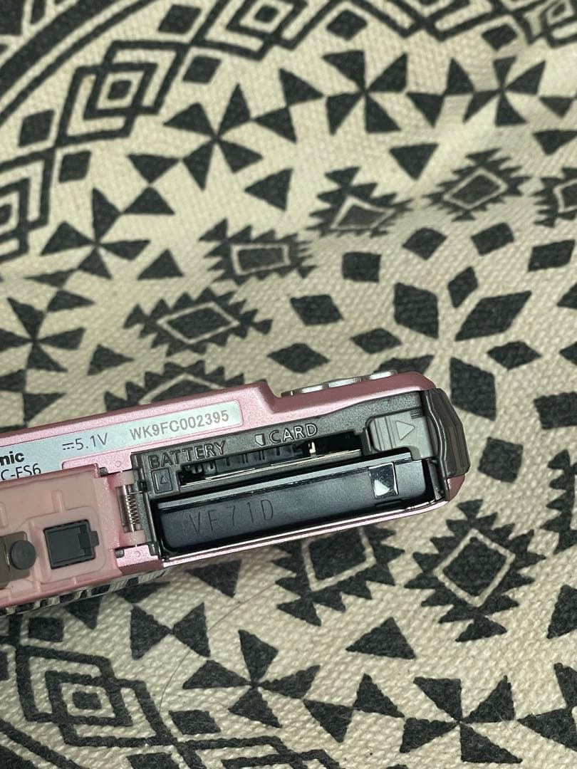 LUMIX コンパクトデジタルカメラピンク