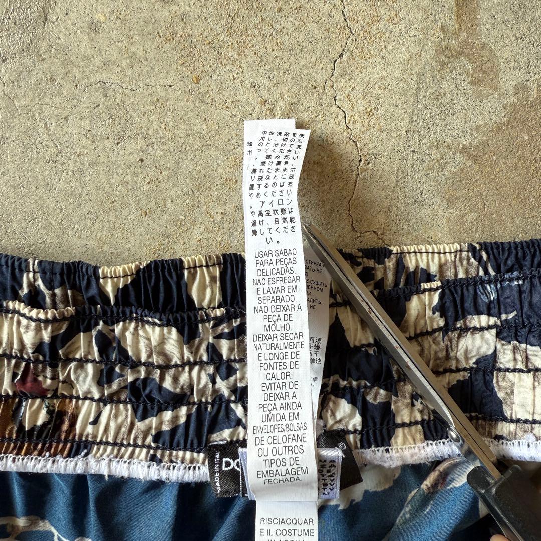 【水陸両用◎】Dolce & Gabbanaシルクハーフパンツ真夏日対応◎総柄.