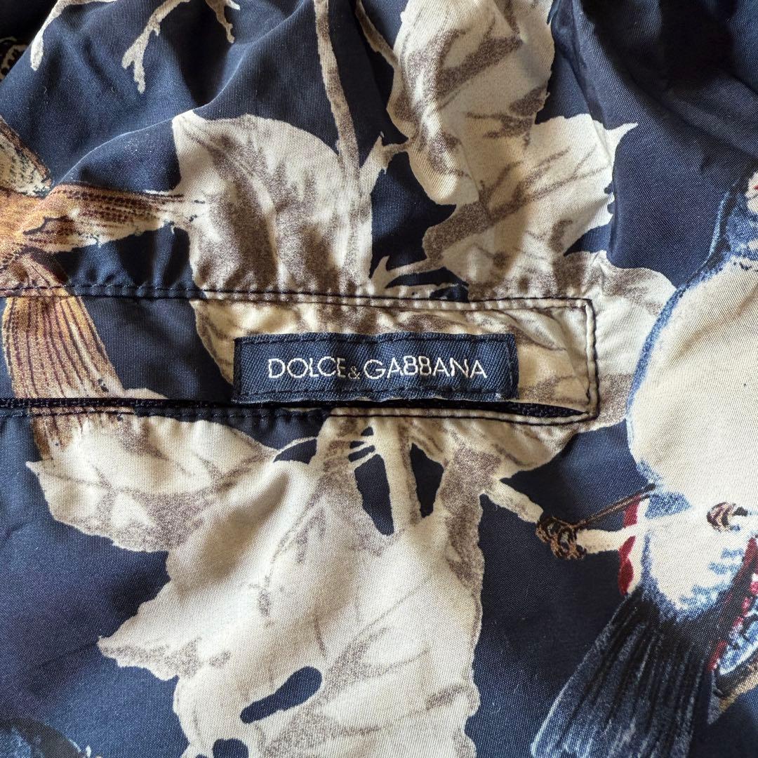 【水陸両用◎】Dolce & Gabbanaシルクハーフパンツ真夏日対応◎総柄.