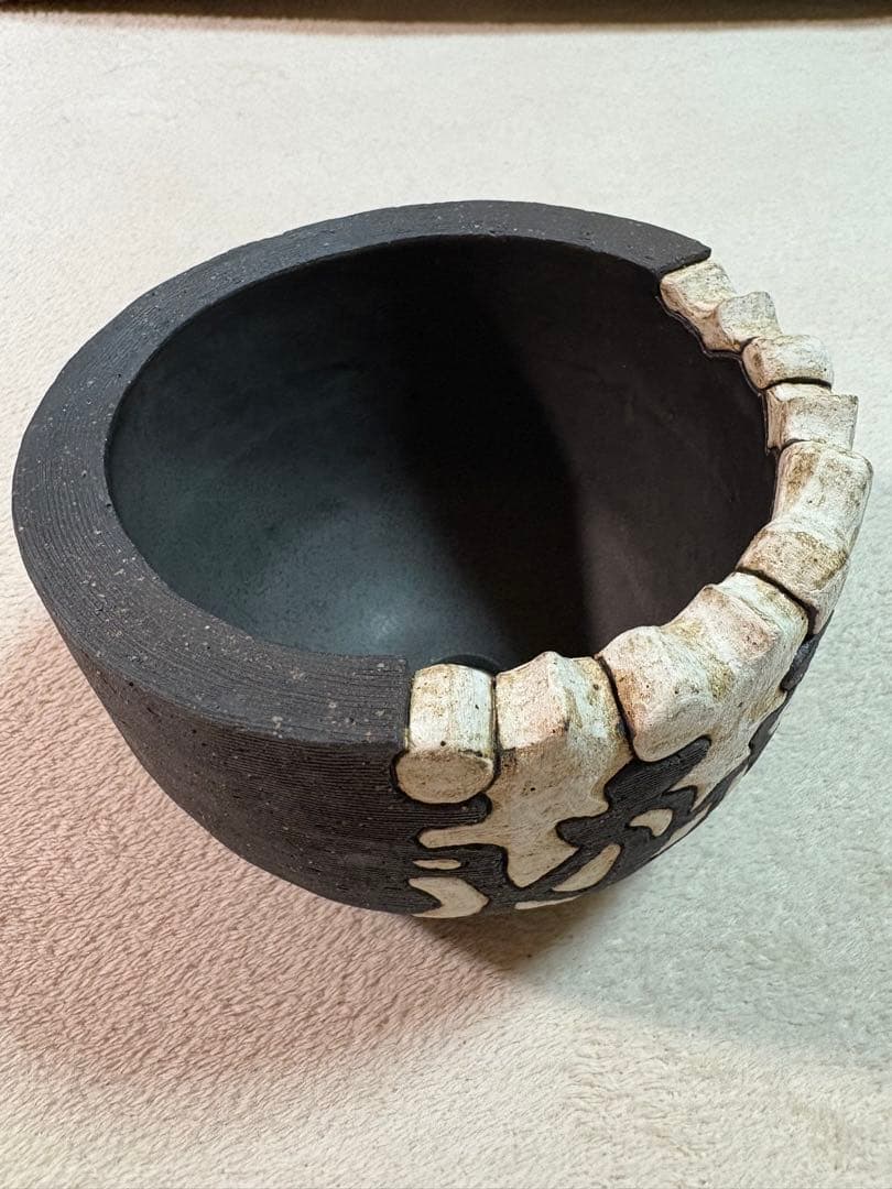 鉢・プランター invisibleink SCATTERED BONES BITE