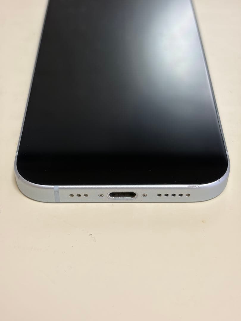 【美品】iPhone15 128G SIMフリー　本体のみ