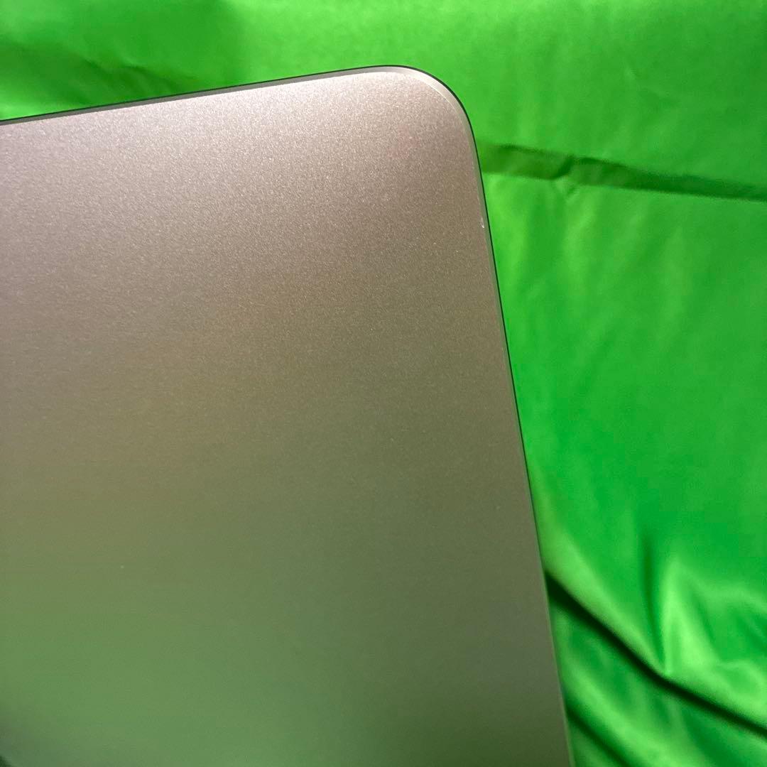 iMac Retina 4K 21.5インチ 2017