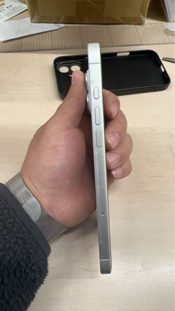 Apple iPhone 16 plus ホワイト 本体