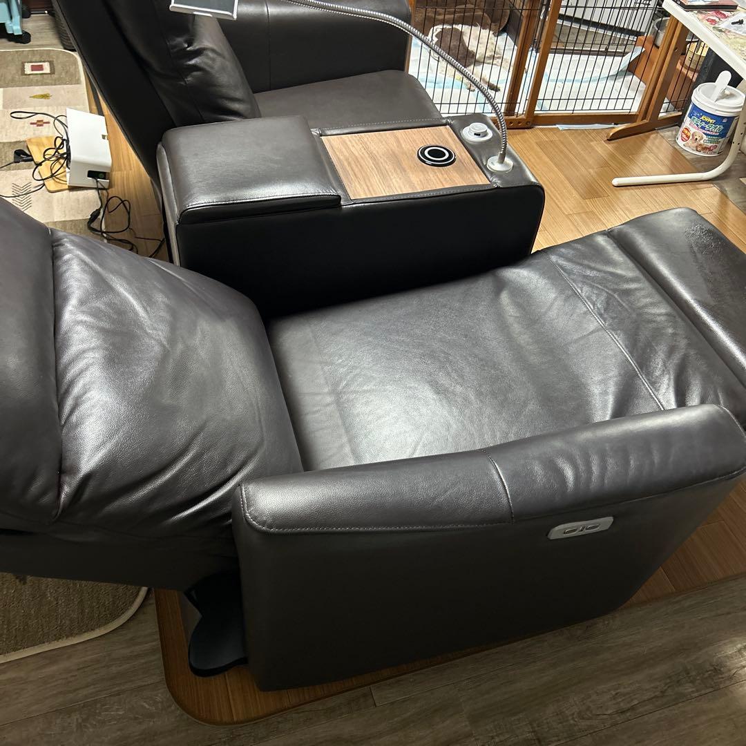 ニトリ　リクライニングソファ　2人用