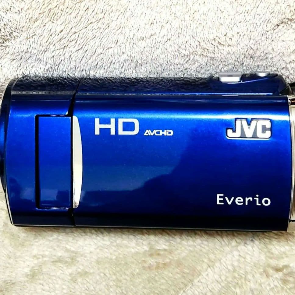 ★JVC ビクター エブリオ GZ-HM670 Everio ビデオカメラ
