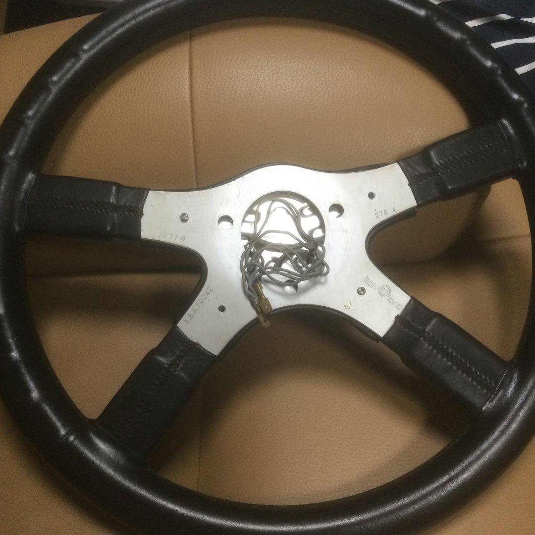 AMG ステアリングホイール 3スポーク ブラック本物です