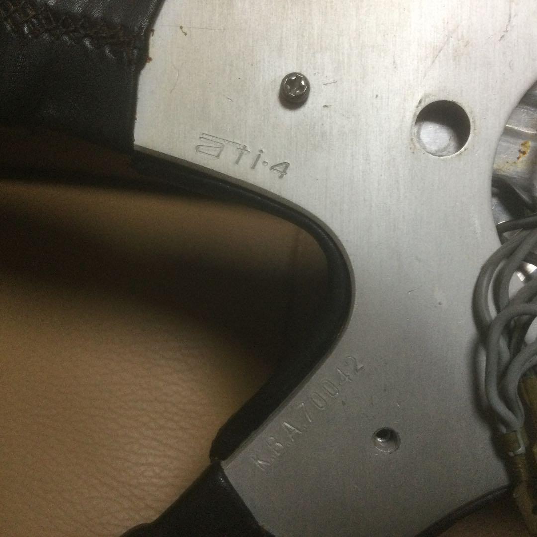 AMG ステアリングホイール 3スポーク ブラック本物です