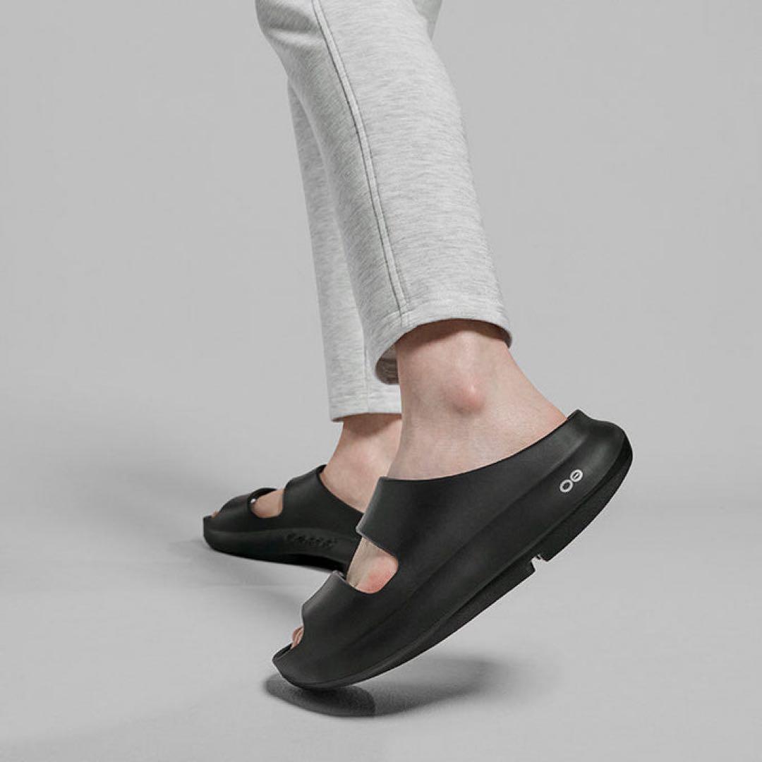 OOFOS OOYEA - BLACK（26㎝）