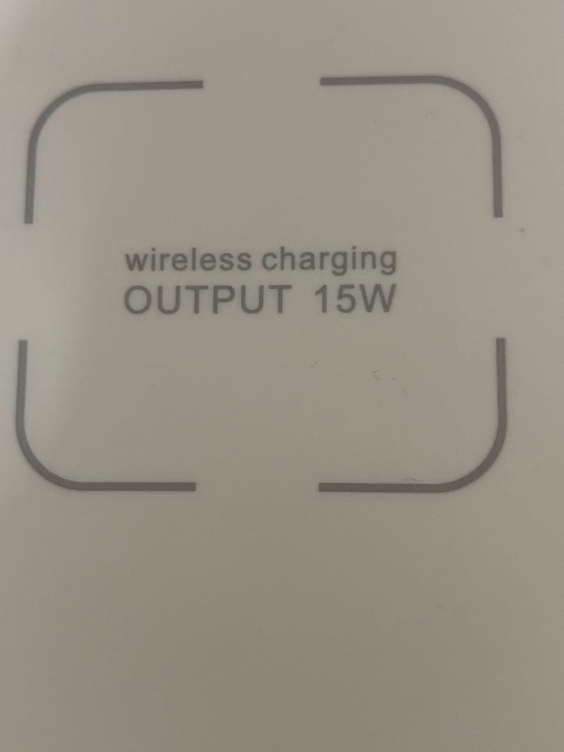 小型ポータブル電源 268Wh、600W 充電ケーブル付き
