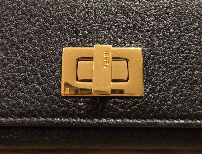 【極美品】 FENDI 名刺入れ カードケース 8M0425