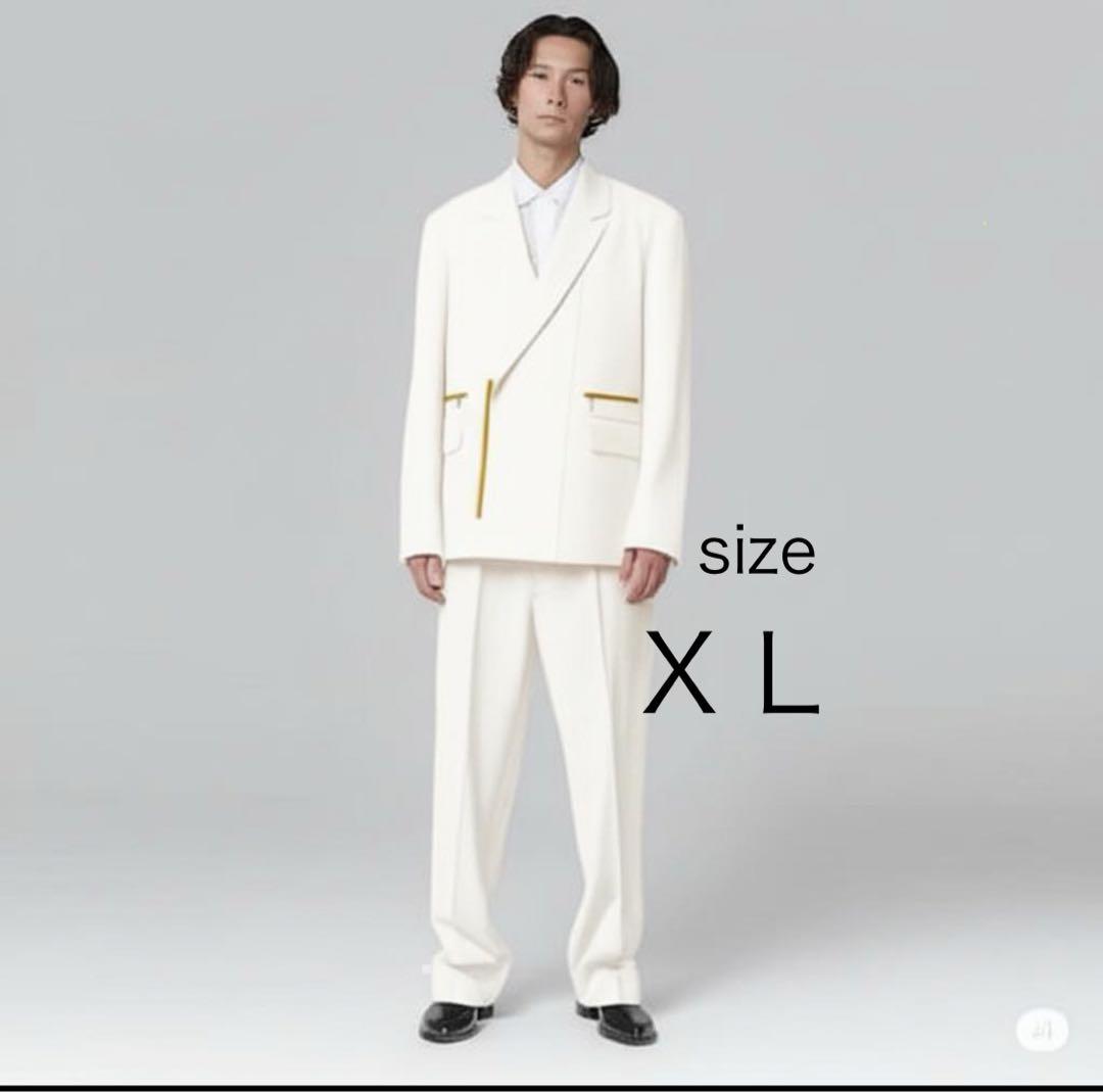 【美品】CULLNIトレンドデザイン　前ファスナー メンズ スーツ　オフホワイト