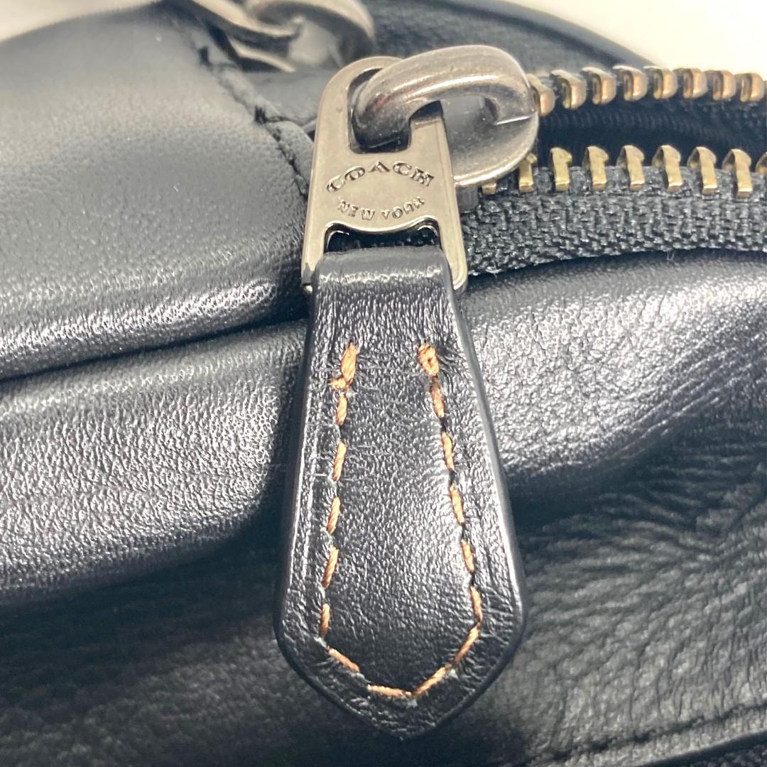 COACH　コーチ　ボディバッグ　ウエストバッグ　レザー　ブラック