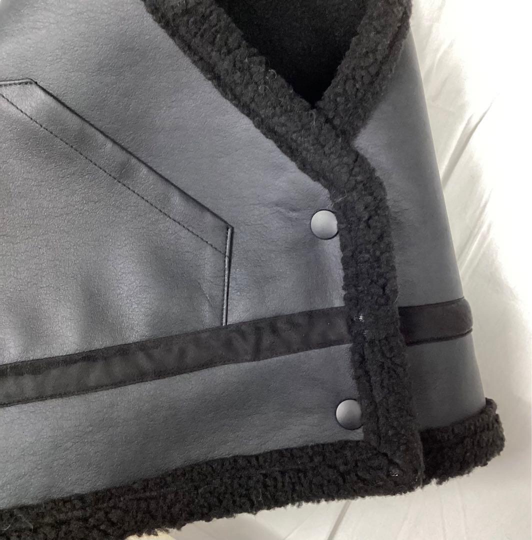 THE RERACS ブラック ハイネック ベスト