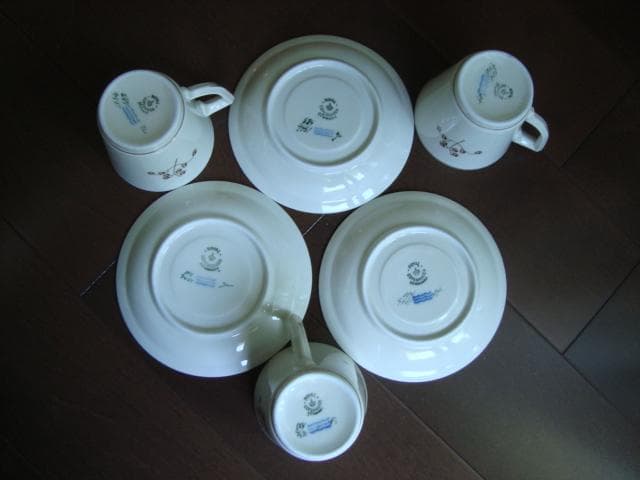 ロイヤルコペンハーゲン1950年代製小判草カップアンドソーサー3客