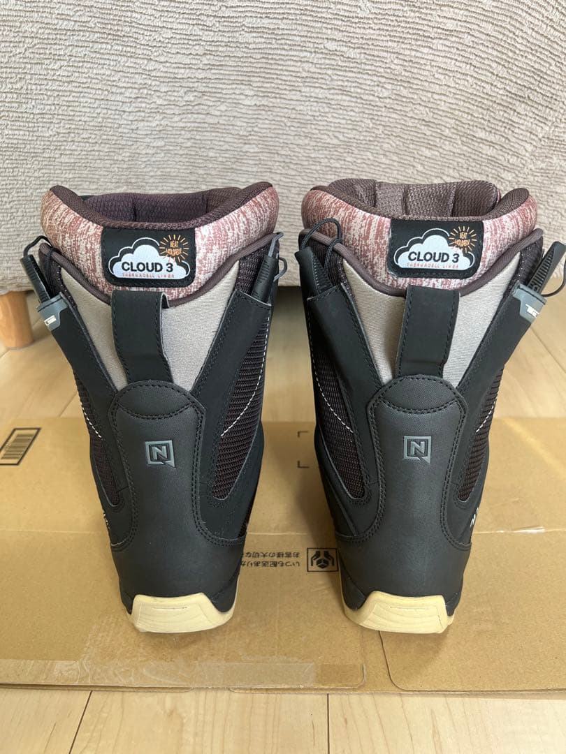 23-24 NITRO MONARCH カラー:BLACK 24.5cm