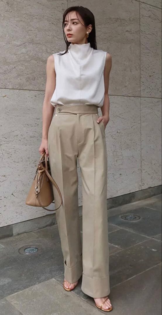 新品タグ付き★ anuans（アニュアンス）　ベルトデザインチノパンツ