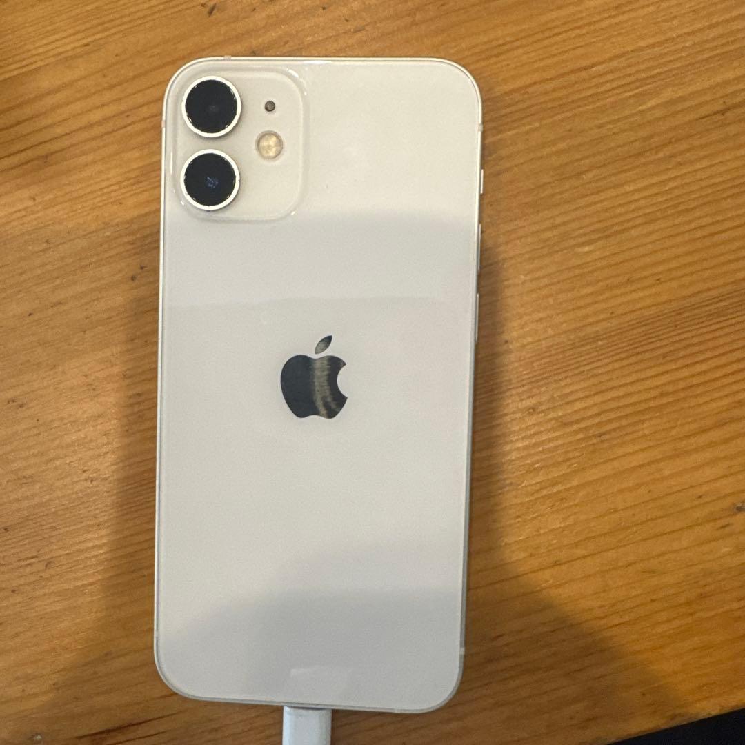 ④Apple iPhone 12miniホワイト 本体１２８Ｇ