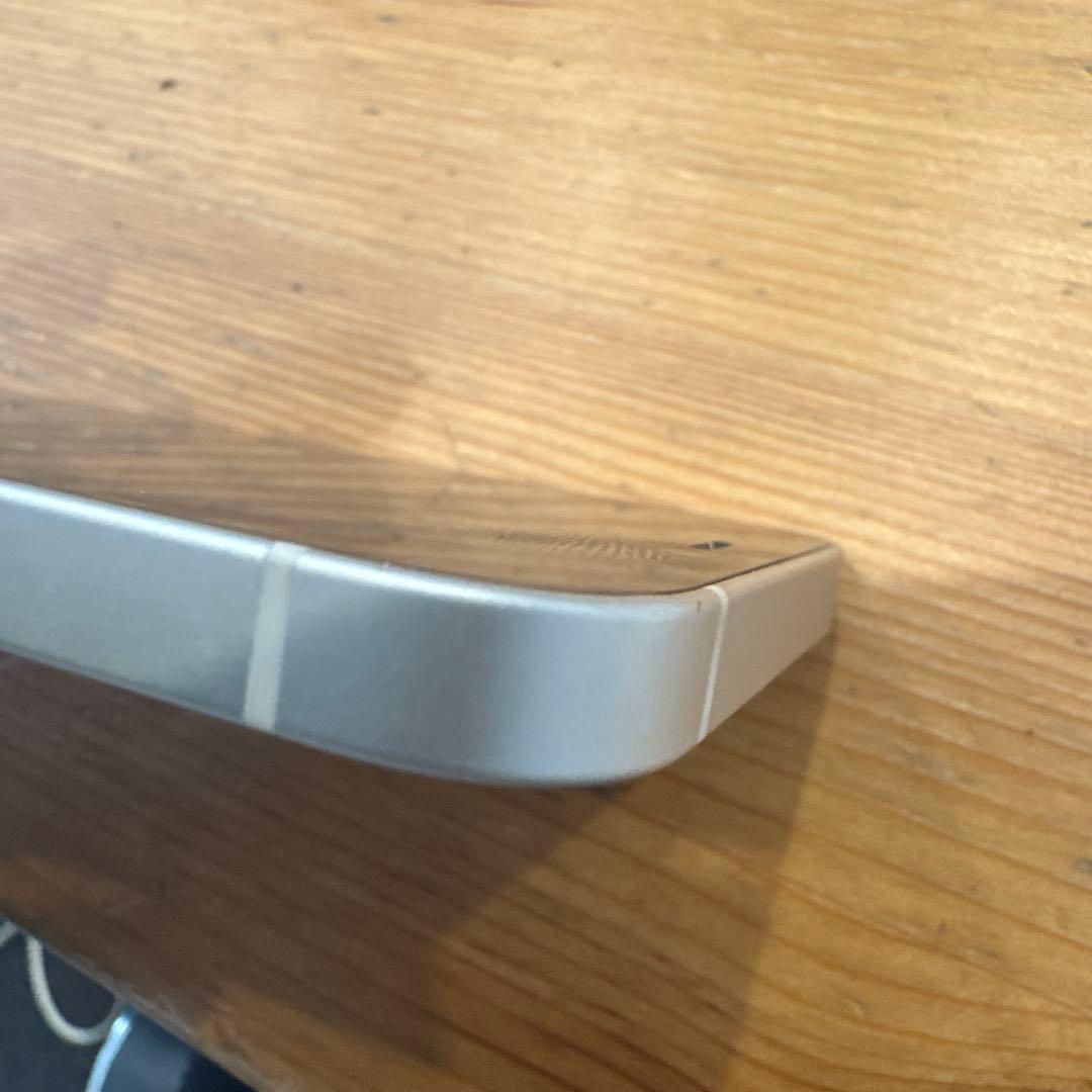 ④Apple iPhone 12miniホワイト 本体１２８Ｇ