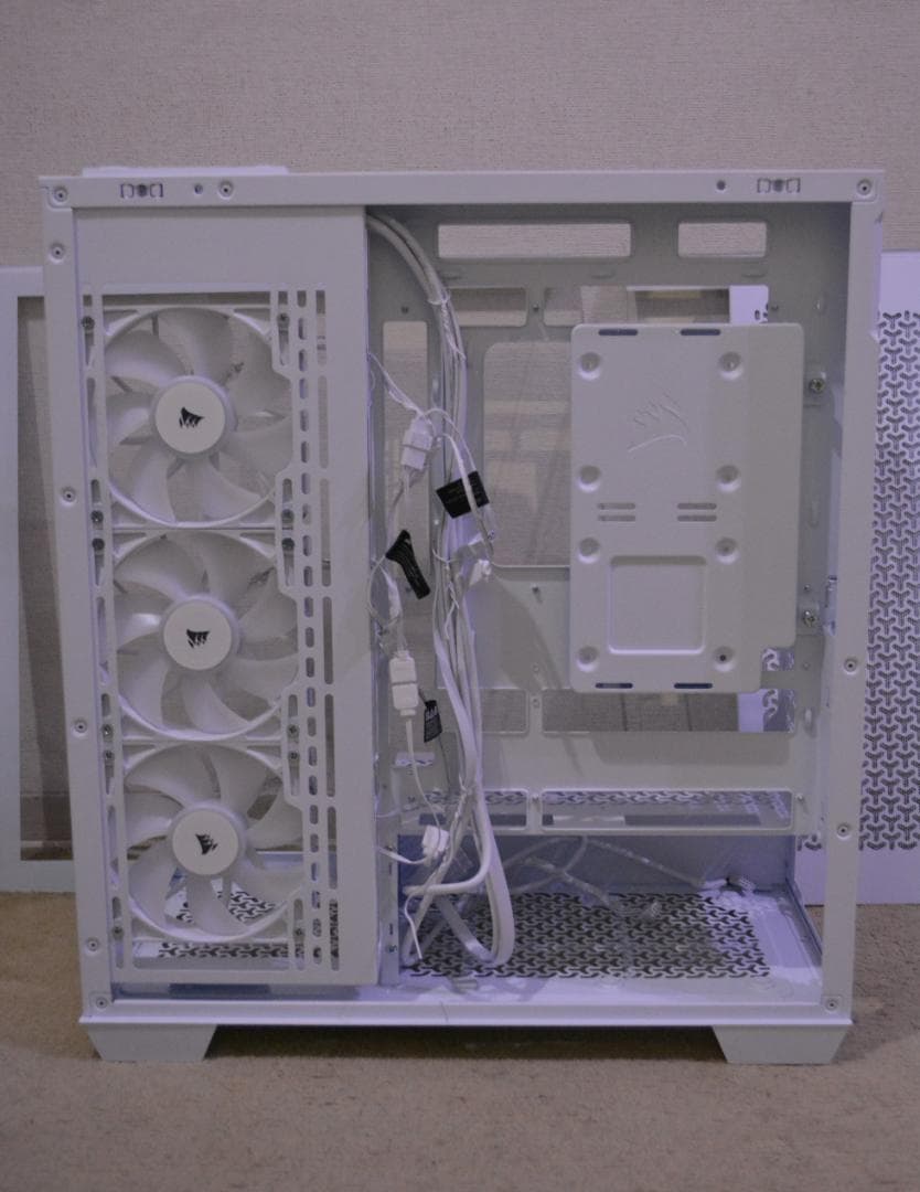 CORSAIR 3500X ARGB ミドルタワーPCケース