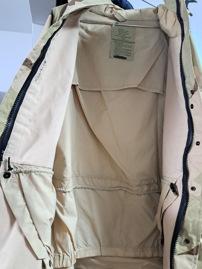 ECWCSデザートカモゴアパーカー