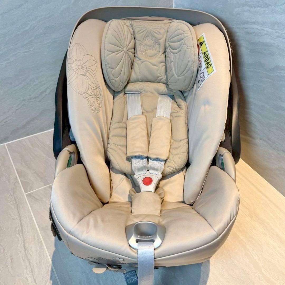 サイベックス CLOUDZ2 i-Size base Tシンプリーフラワーズ