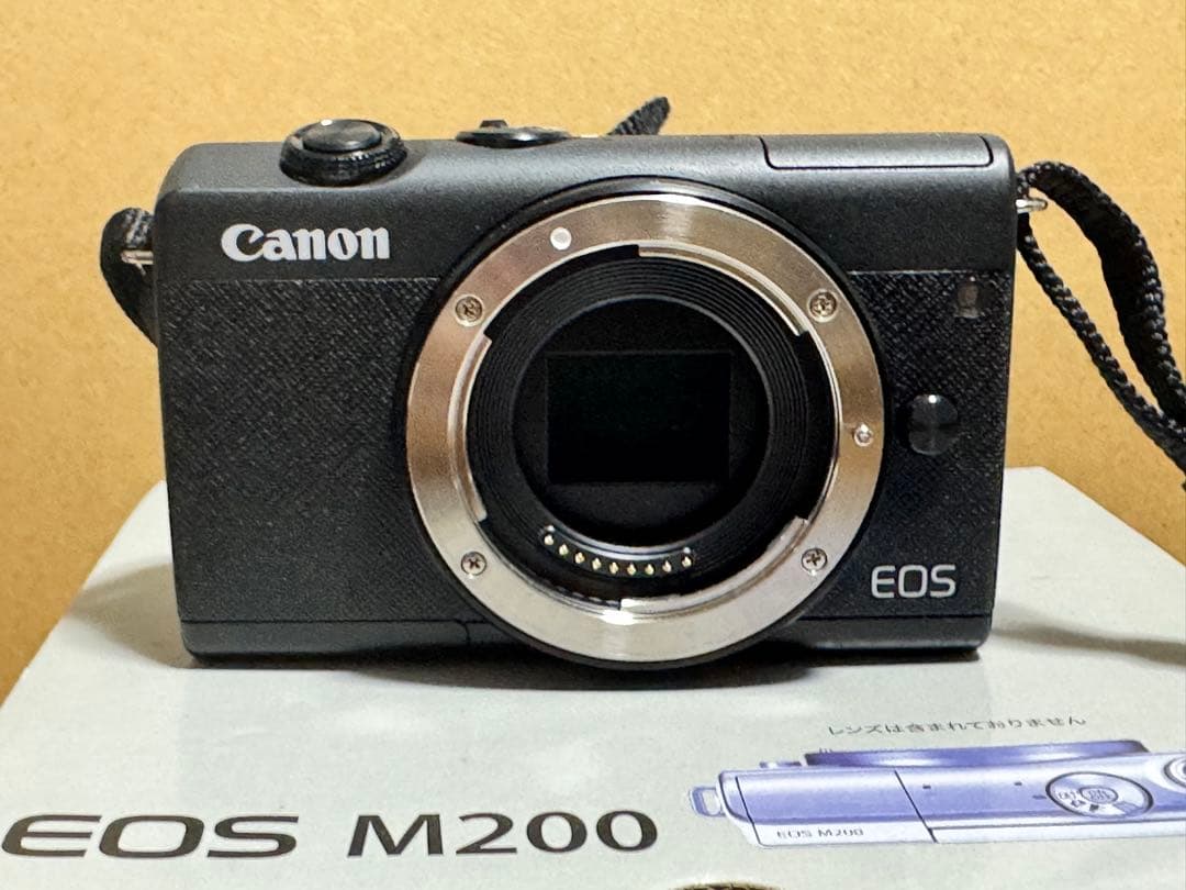 デジタルカメラ Canon EOS M200 & EF-M22mm F2 STM