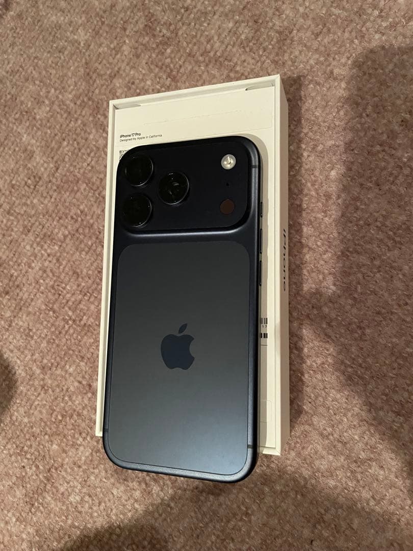 【新品同様品】Apple iPhone 17Pro 256GBディープブルー