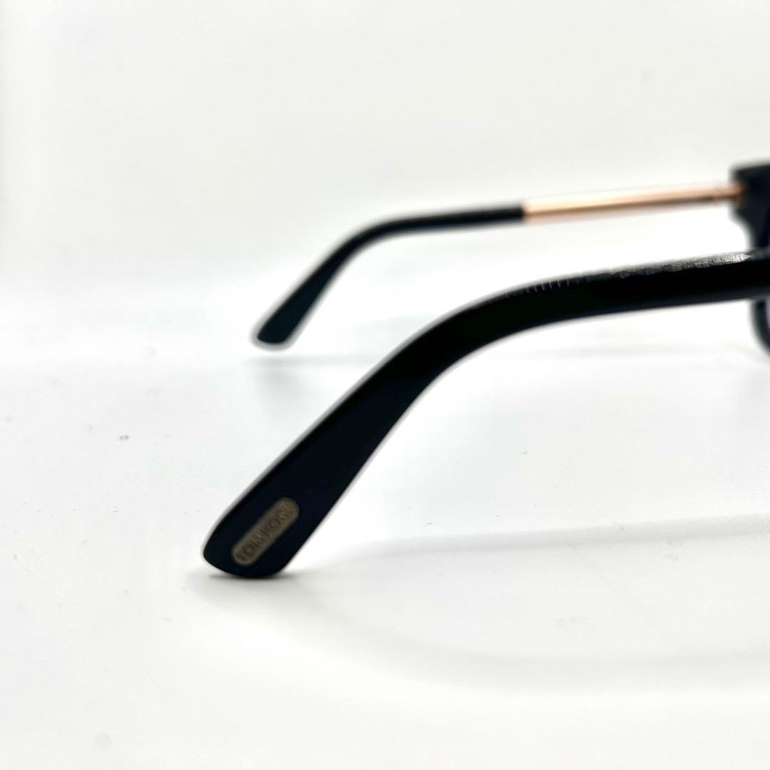 芸能人着用モデル　トムフォード　サングラス　TF436 53 18 ケース付き