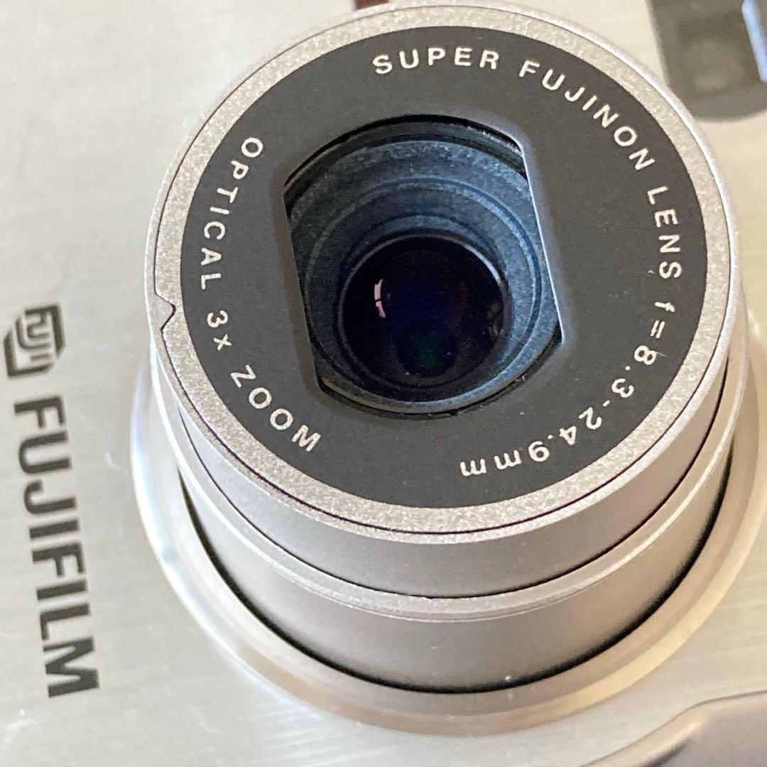 【美品】FUJIFILM finepix 4700z CCDセンサー コンデジ