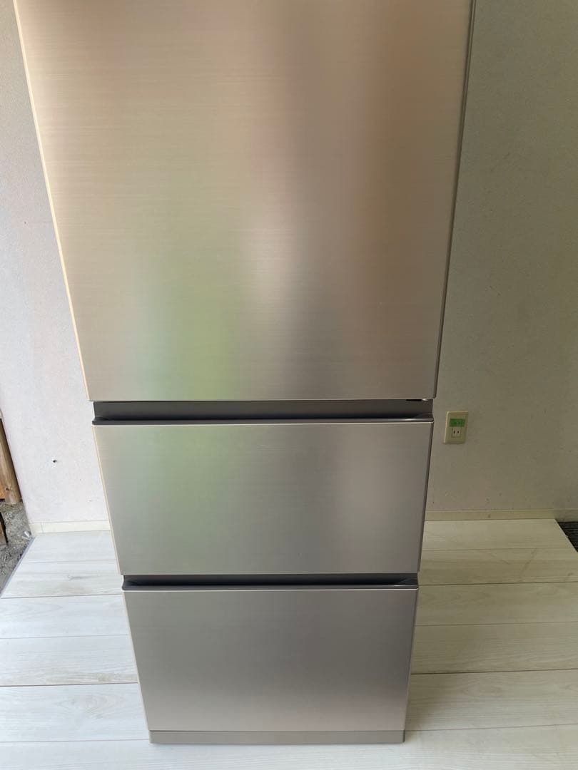 黒木さま　【HITACHI】2022年製 冷蔵庫 R-V38RV シルバー