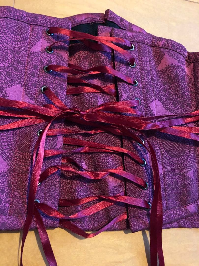 abilletageアビエタージュ　コルセット　赤　サイズ3