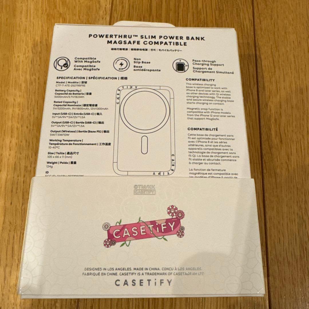 CASETiFY 村上隆　モバイルバッテリー