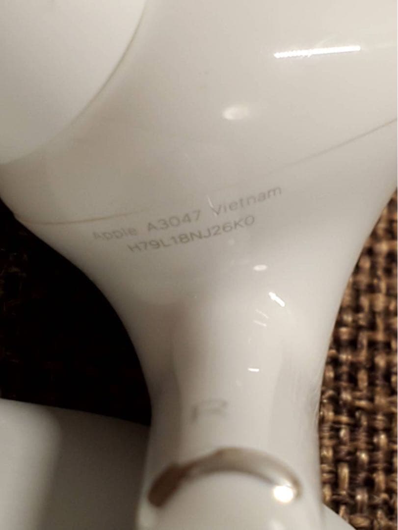 右耳 Apple AirPods Pro 第2世代 正規品 片耳584