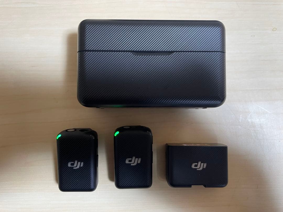 DJI Mic トランスミッター2個 レシーバー 充電器　(箱 取扱説明書無し)