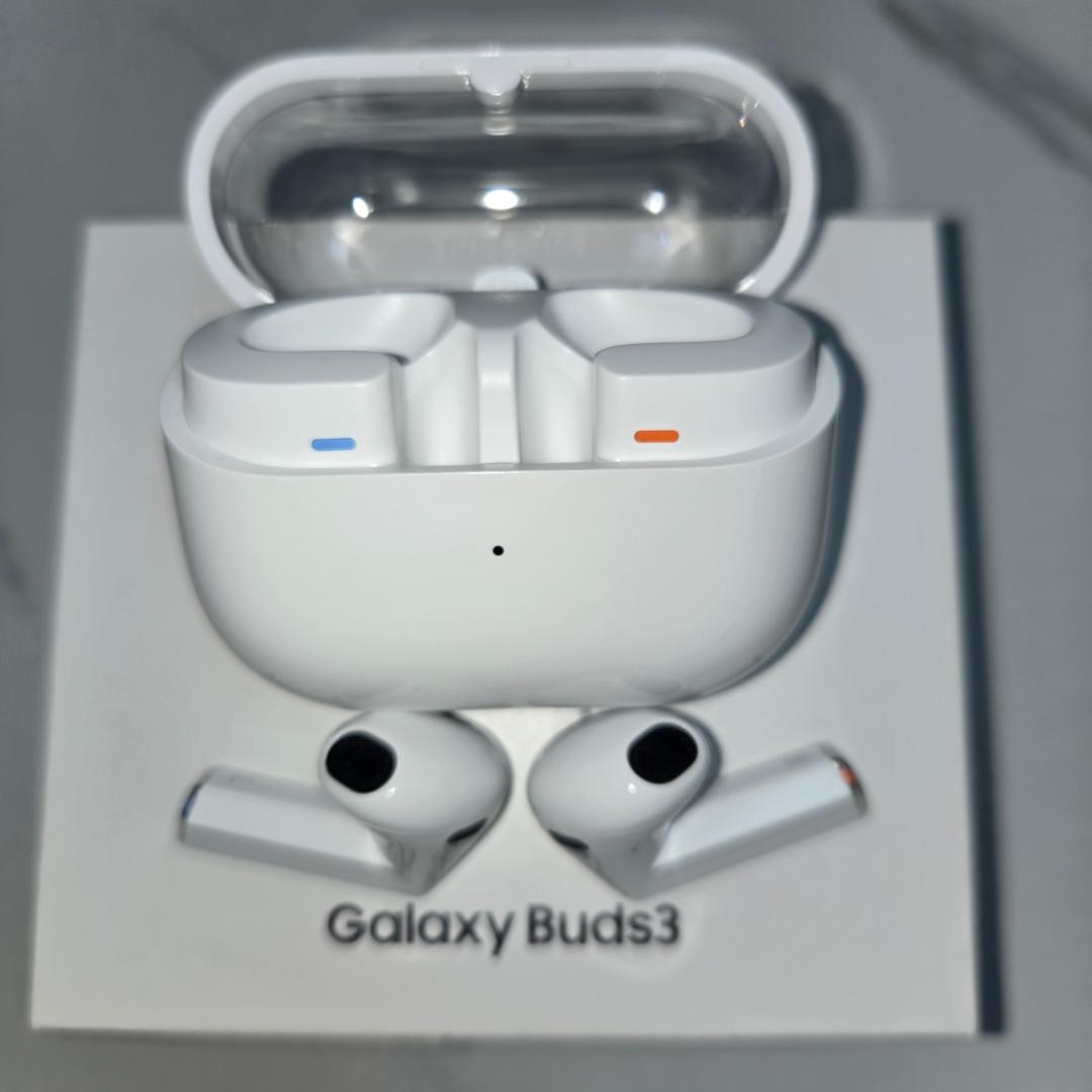 【美品】サムスン Samsung Galaxy Buds 3 ワイヤレスイヤホン