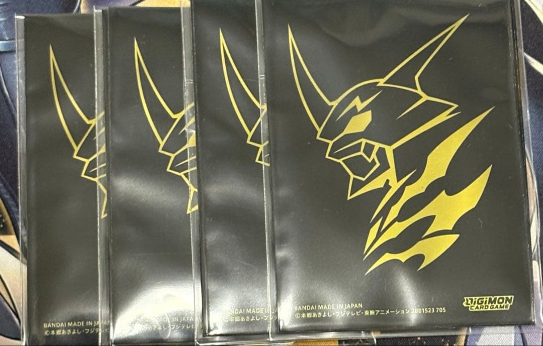 デジモンカード　スリーブ　オメガモン　　4個(20枚)セットPB-21