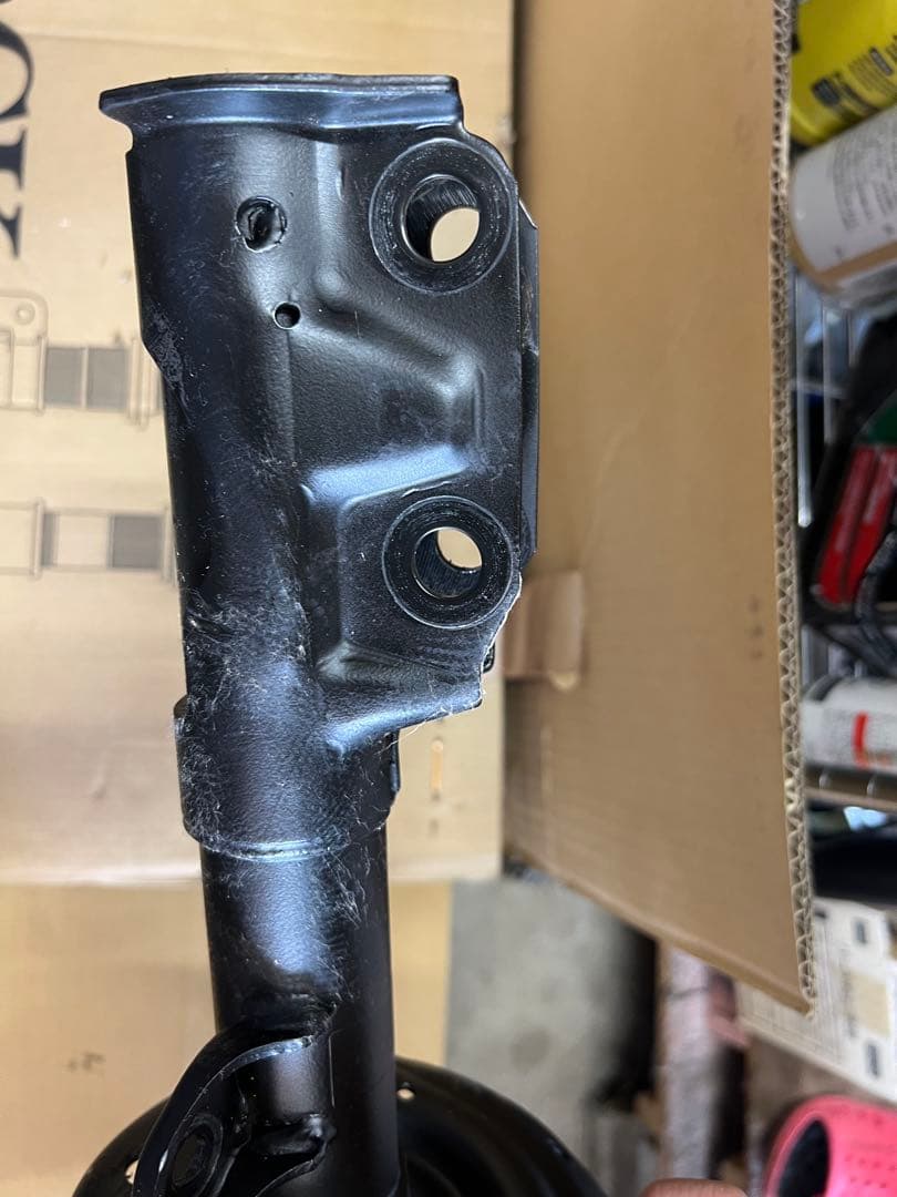 ホンダ　フリードGB4 4WD 純正サスペンション前後セット