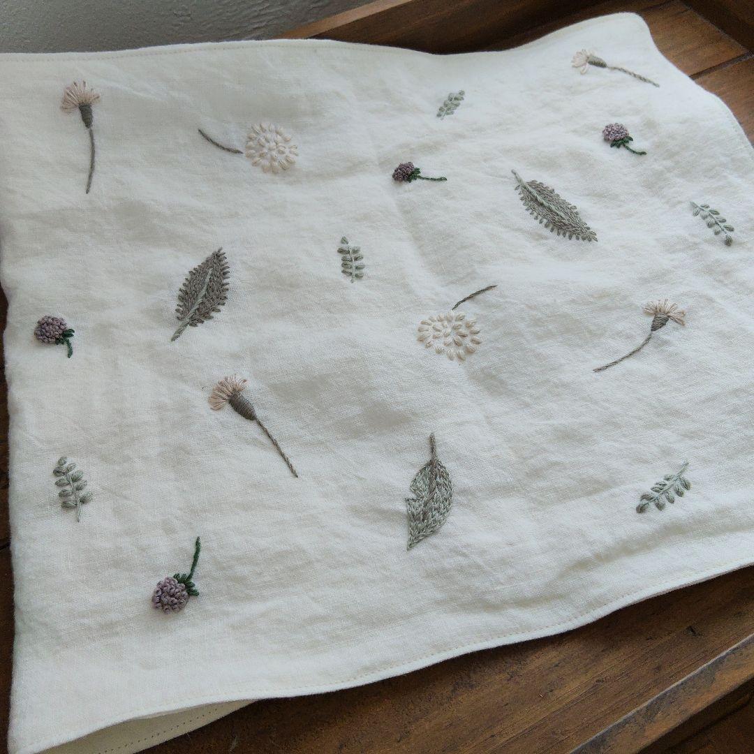 【りん様オーダー専用ページ】リネン刺繍　クッションカバー　マルチクロス