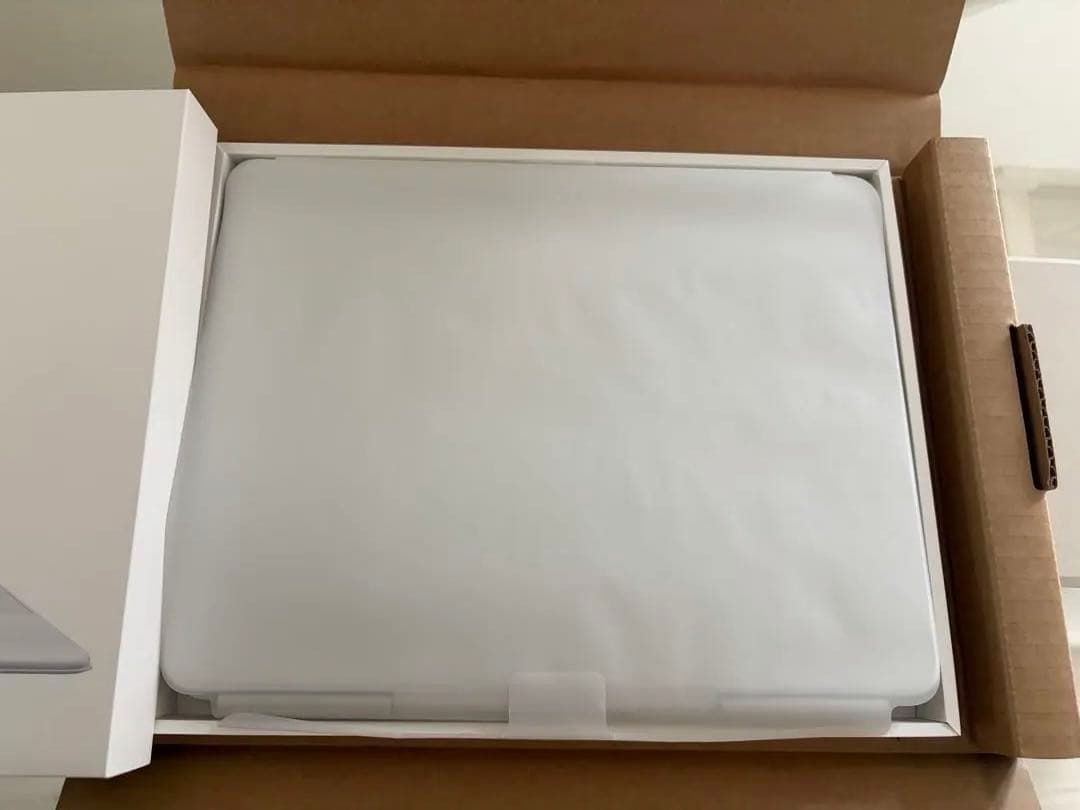 【極美品】iPad 13インチ用 Magic Keyboard ホワイト